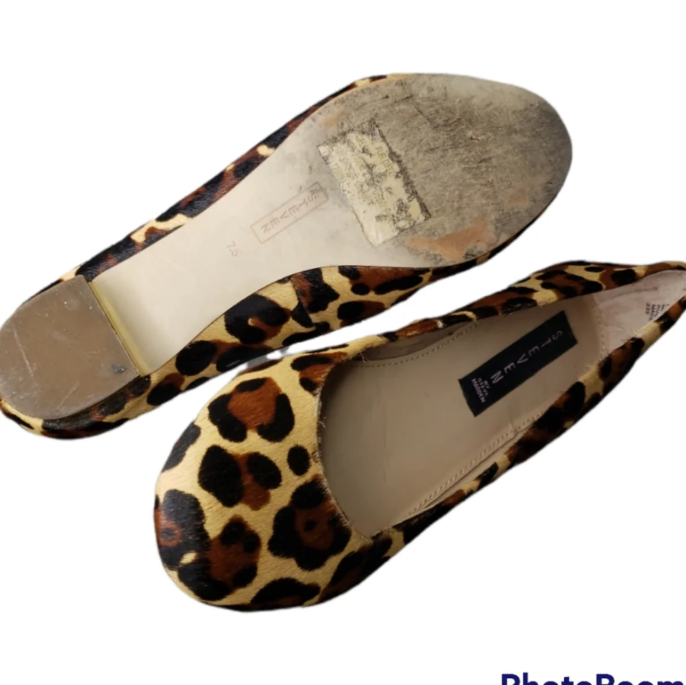 Steven Paigge Leopard Calfskin Flats Gold Heel  Animal Mob Wife Leather Size 7.5